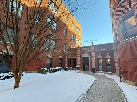 Tiny photo for 7007 N Wolcott Avenue #3, Chicago, IL 60626 (MLS # 12556426)