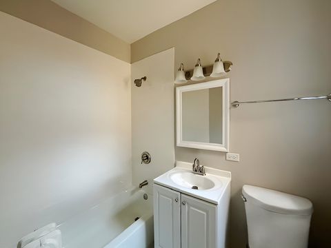 Tiny photo for 7007 N Wolcott Avenue #3, Chicago, IL 60626 (MLS # 12556426)