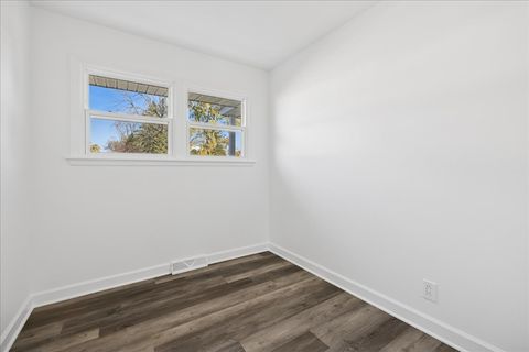 Tiny photo for 821 Oakwood Drive, Round Lake Beach, IL 60073 (MLS # 12517507)