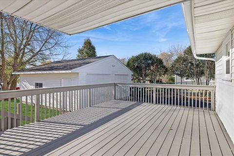 Tiny photo for 821 Oakwood Drive, Round Lake Beach, IL 60073 (MLS # 12517507)