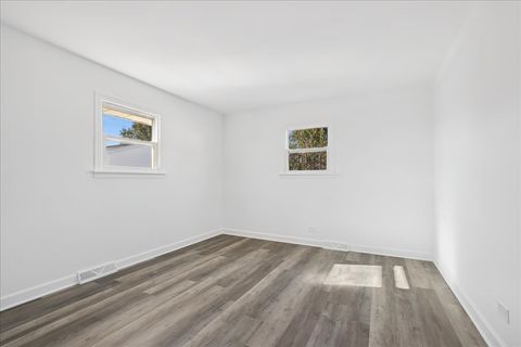 Tiny photo for 821 Oakwood Drive, Round Lake Beach, IL 60073 (MLS # 12517507)