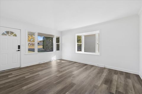 Tiny photo for 821 Oakwood Drive, Round Lake Beach, IL 60073 (MLS # 12517507)