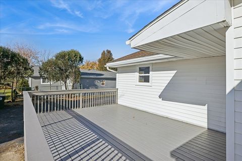 Tiny photo for 821 Oakwood Drive, Round Lake Beach, IL 60073 (MLS # 12517507)