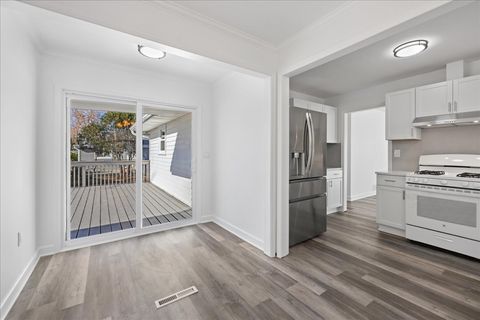 Tiny photo for 821 Oakwood Drive, Round Lake Beach, IL 60073 (MLS # 12517507)