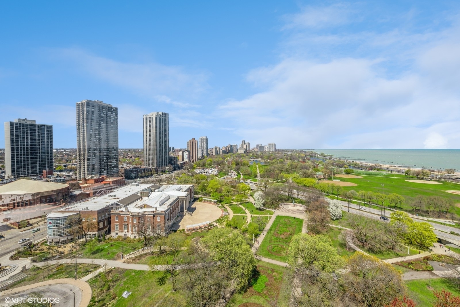 1555 N Dearborn Parkway 20D