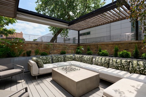 Tiny photo for 353 W BELDEN Avenue, Chicago, IL 60614 (MLS # 12753419)