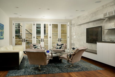 Tiny photo for 353 W BELDEN Avenue, Chicago, IL 60614 (MLS # 12753419)