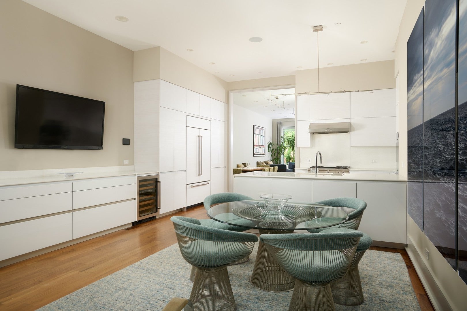 353 W BELDEN Avenue