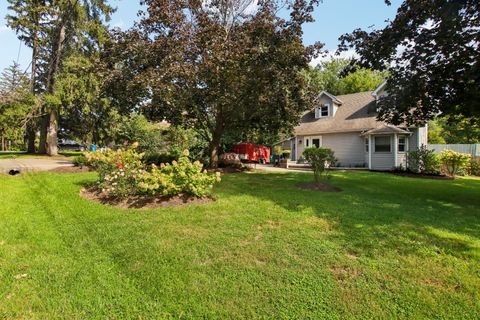 Tiny photo for 806 Spencer Street, Joliet, IL 60433 (MLS # 12491602)