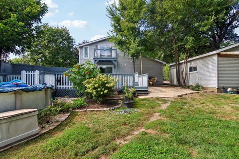Tiny photo for 806 Spencer Street, Joliet, IL 60433 (MLS # 12491602)