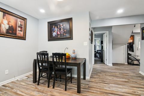 Tiny photo for 806 Spencer Street, Joliet, IL 60433 (MLS # 12491602)