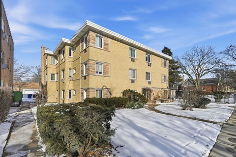 Tiny photo for 1609 Howard Street #2, Evanston, IL 60202 (MLS # 12791449)