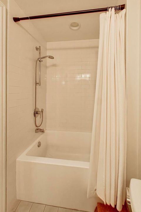 Tiny photo for 4216 N ASHLAND Avenue #G, Chicago, IL 60613 (MLS # 12621370)