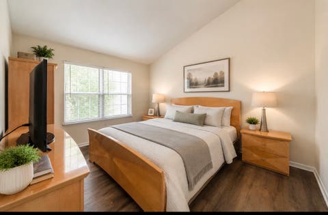 Tiny photo for 634 LE PARC Circle #634, Buffalo Grove, IL 60089 (MLS # 12726618)
