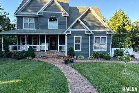 Tiny photo for 5585 Wood Crest Drive, Quincy, IL 62305 (MLS # QC4269338)