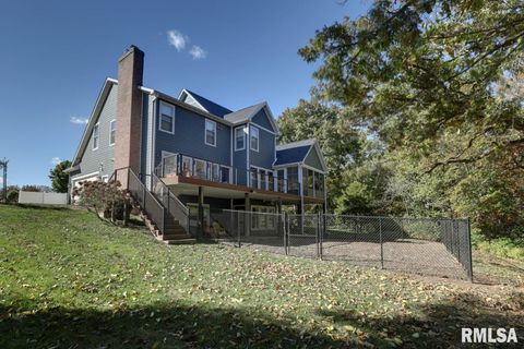 Tiny photo for 5585 Wood Crest Drive, Quincy, IL 62305 (MLS # QC4269338)