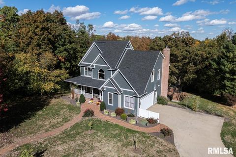 Tiny photo for 5585 Wood Crest Drive, Quincy, IL 62305 (MLS # QC4269338)