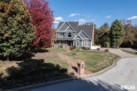 Tiny photo for 5585 Wood Crest Drive, Quincy, IL 62305 (MLS # QC4269338)