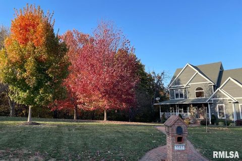 Tiny photo for 5585 Wood Crest Drive, Quincy, IL 62305 (MLS # QC4269338)