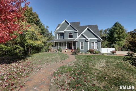 Tiny photo for 5585 Wood Crest Drive, Quincy, IL 62305 (MLS # QC4269338)