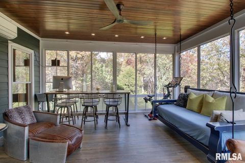 Tiny photo for 5585 Wood Crest Drive, Quincy, IL 62305 (MLS # QC4269338)