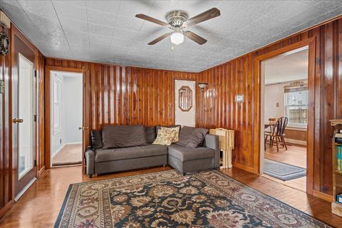 Tiny photo for 271 N Smith Street, Aurora, IL 60505 (MLS # 12496132)