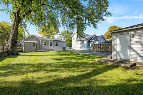 Tiny photo for 271 N Smith Street, Aurora, IL 60505 (MLS # 12496132)