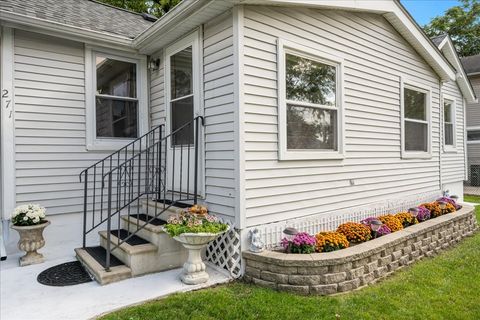 Tiny photo for 271 N Smith Street, Aurora, IL 60505 (MLS # 12496132)