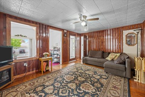 Tiny photo for 271 N Smith Street, Aurora, IL 60505 (MLS # 12496132)