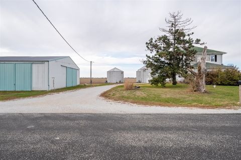 Tiny photo for 28234 N 1600 East Road, Gridley, IL 61744 (MLS # 12516105)