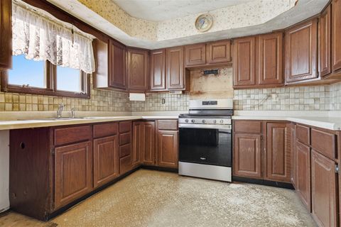 Tiny photo for 28234 N 1600 East Road, Gridley, IL 61744 (MLS # 12516105)