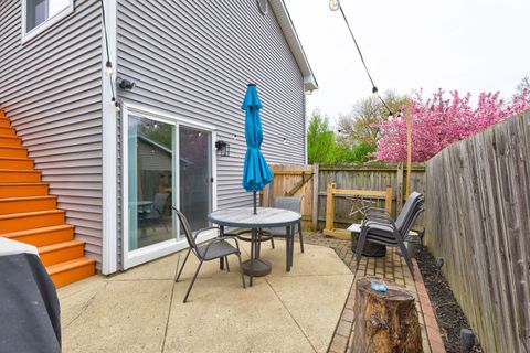 Tiny photo for 4721 Huntington Boulevard, Hoffman Estates, IL 60192 (MLS # 12631732)