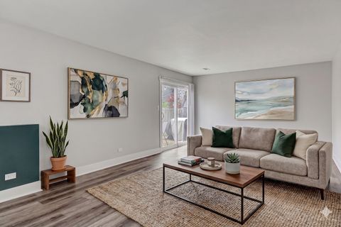 Tiny photo for 4721 Huntington Boulevard, Hoffman Estates, IL 60192 (MLS # 12631732)