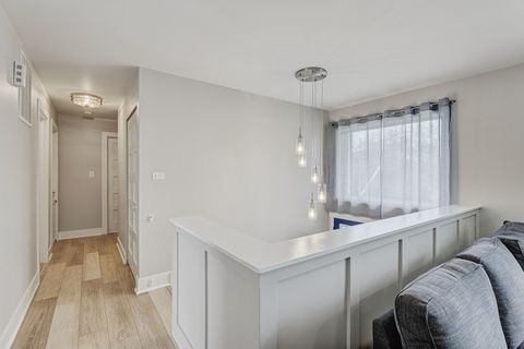 Tiny photo for 4721 Huntington Boulevard, Hoffman Estates, IL 60192 (MLS # 12631732)