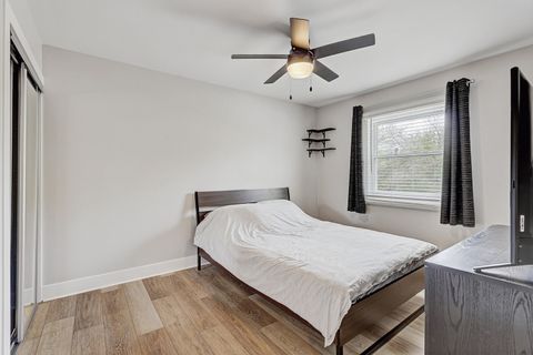 Tiny photo for 4721 Huntington Boulevard, Hoffman Estates, IL 60192 (MLS # 12631732)