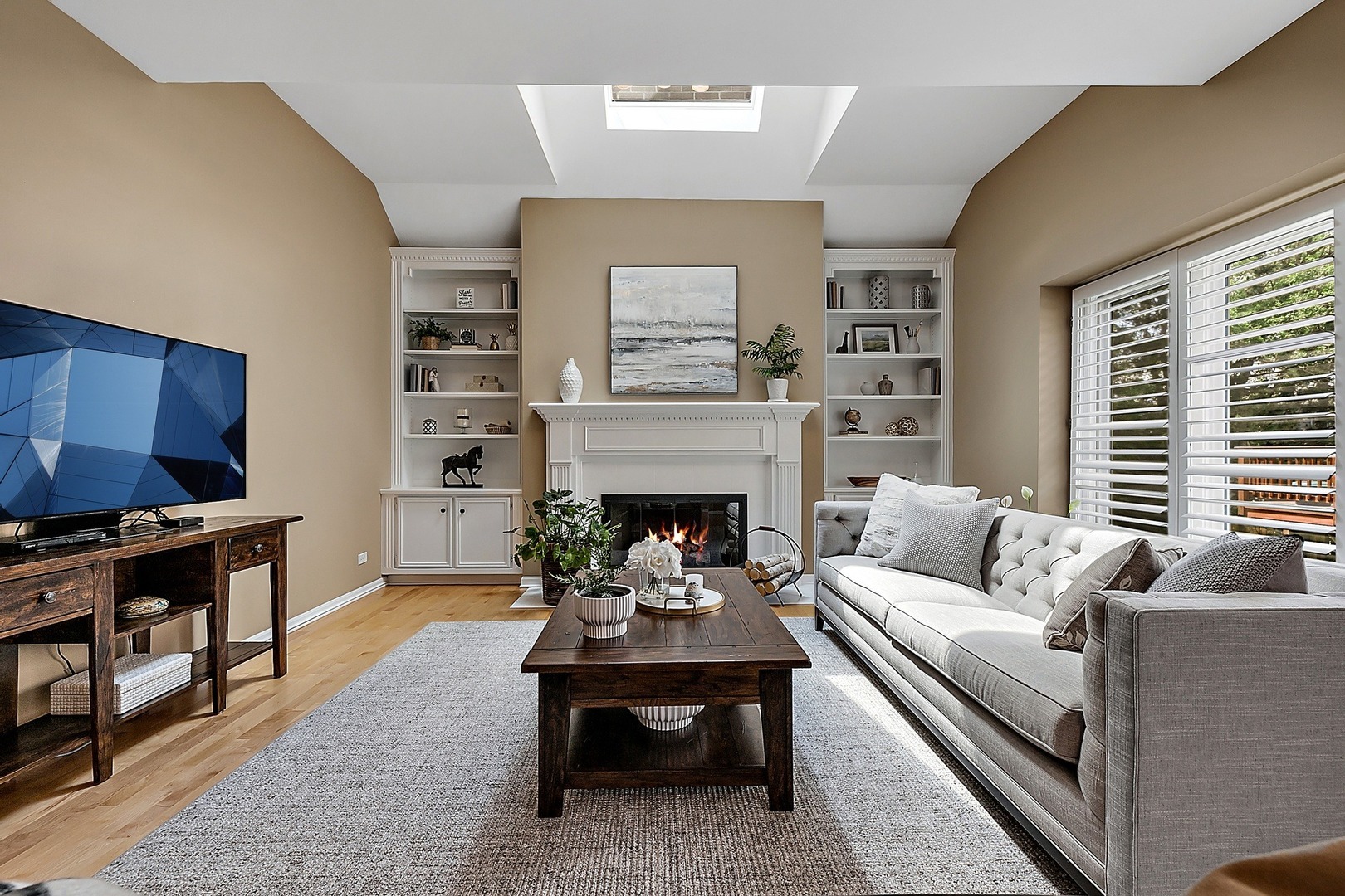 2086 Hallmark Court