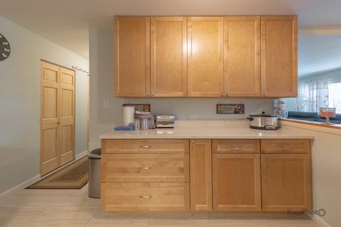 Tiny photo for 4820 Conrad Street #202, Skokie, IL 60077 (MLS # 12525745)