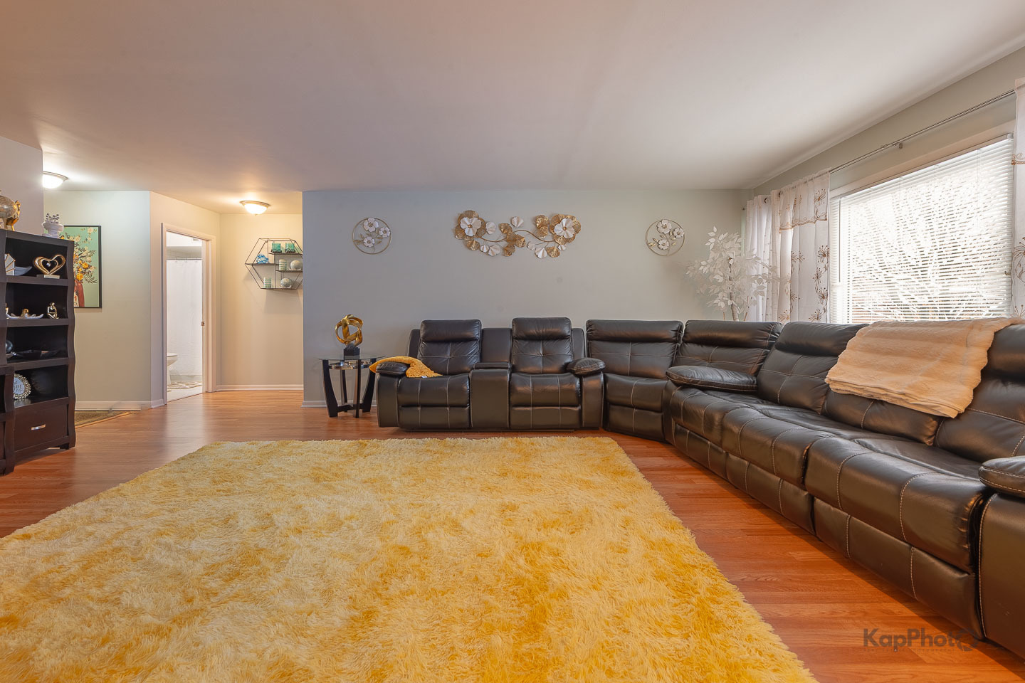 4820 Conrad Street 202