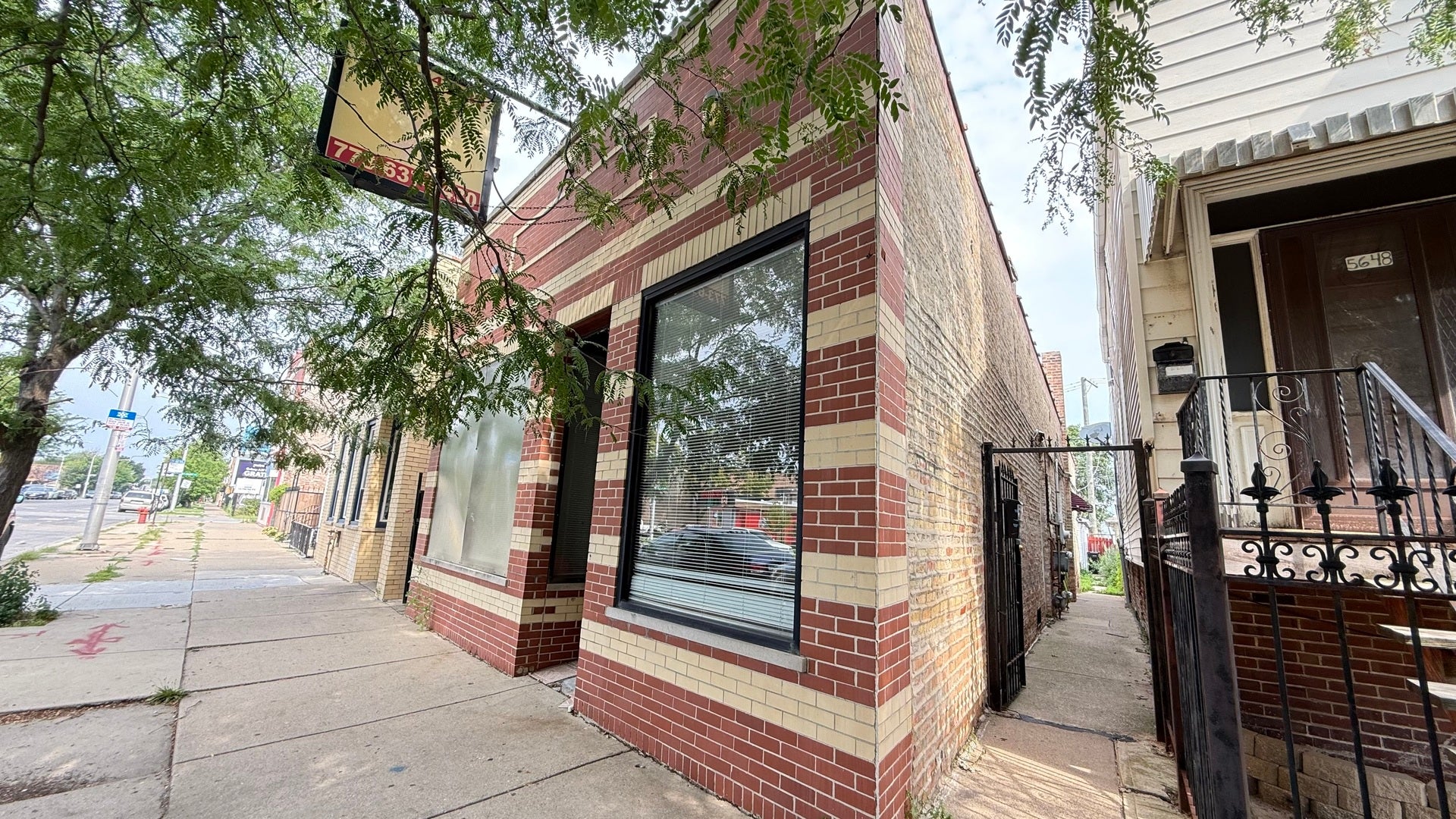 5650 W GRAND Avenue