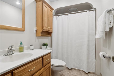 Tiny photo for 2300 W Talcott Road #2B1, Park Ridge, IL 60068 (MLS # 12792794)