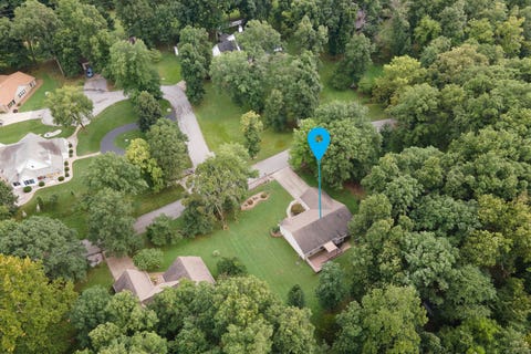 Tiny photo for 1904 Spring Garden Road, Marion, IL 62959 (MLS # 12726776)
