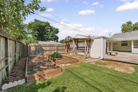 Tiny photo for 1205 E Fairlawn Drive, Urbana, IL 61801 (MLS # 12738446)