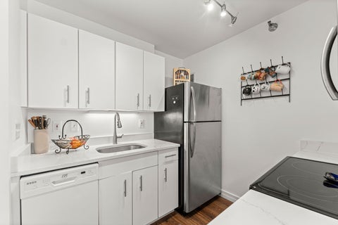 Tiny photo for 401 E Ontario Street #806, Chicago, IL 60611 (MLS # 12716145)