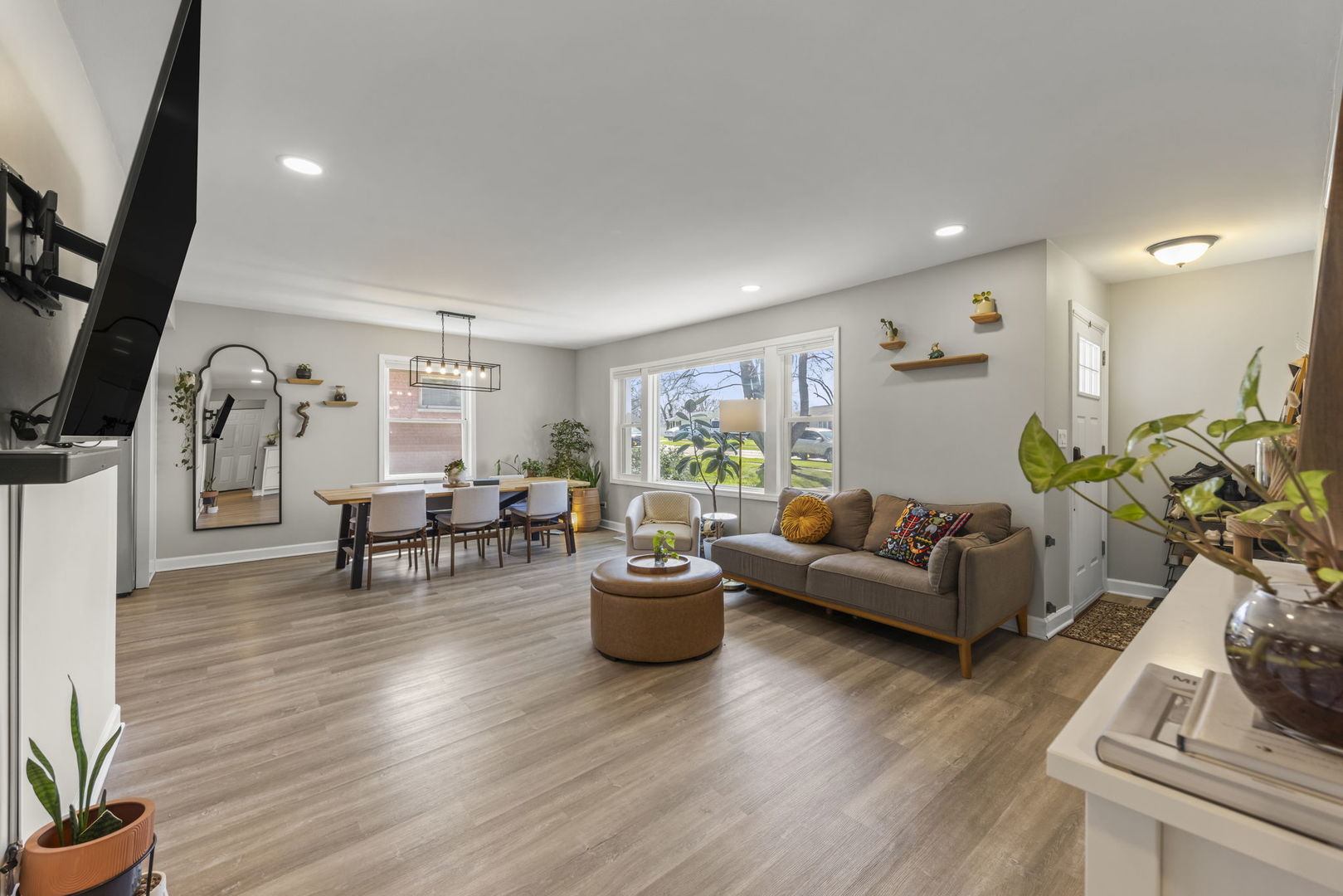 115 N Pierce Avenue