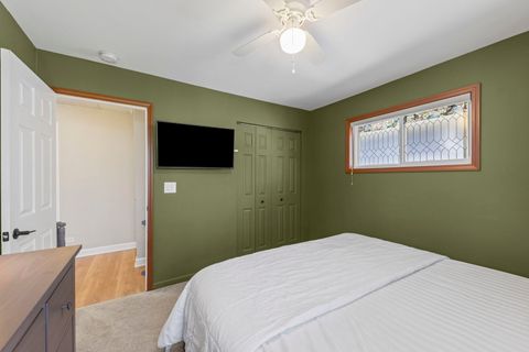 Tiny photo for 115 N Pierce Avenue, Wheaton, IL 60187 (MLS # 12613825)