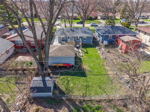 Tiny photo for 115 N Pierce Avenue, Wheaton, IL 60187 (MLS # 12613825)
