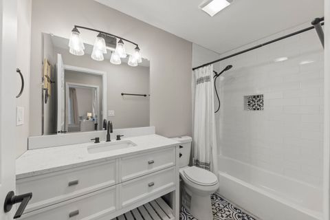 Tiny photo for 115 N Pierce Avenue, Wheaton, IL 60187 (MLS # 12613825)