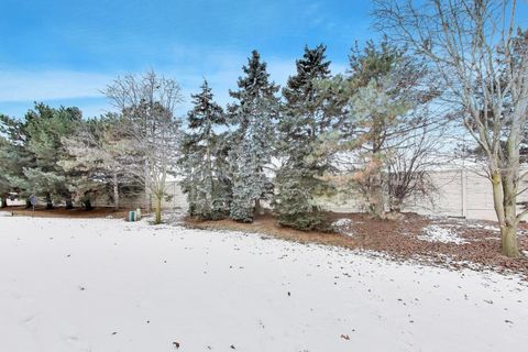 Tiny photo for 4408 Hammersmith Lane, Glenview, IL 60026 (MLS # 12558815)