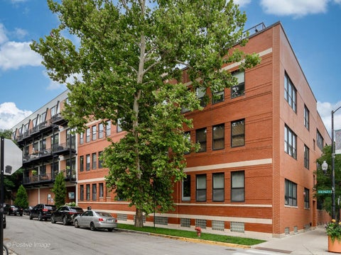 Photo of 2012 W Saint Paul Avenue #207, Chicago, IL 60647 (MLS # 12774338)