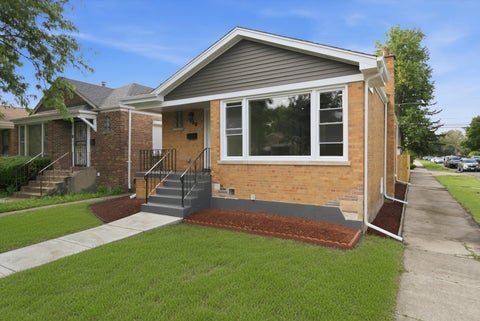 Tiny photo for 258 E 107th Street, Chicago, IL 60628 (MLS # 12687349)